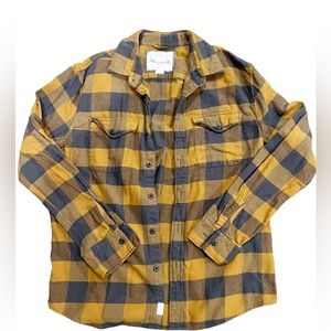American Eagle brown black buffalo plaid flannel